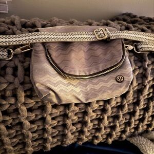 lululemon athletica gray Crossbody Bag